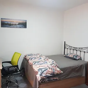 https://double-bedroom-in-a-shared-flat.hotelsinnerja.org